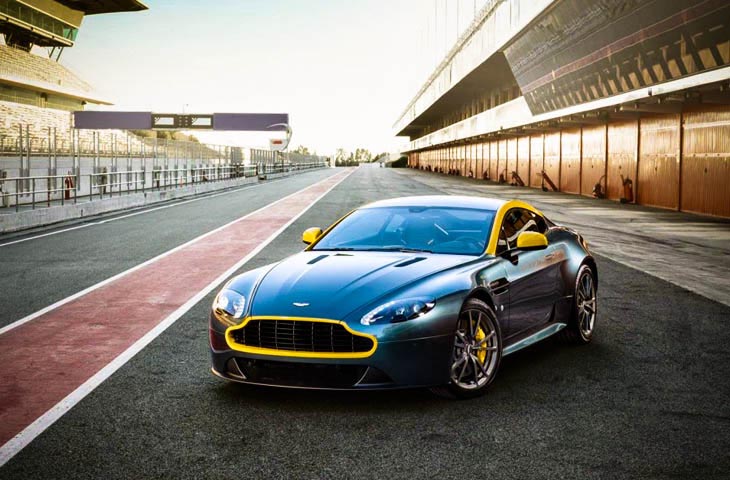 Aston Martin V8 Vantage GT 2015