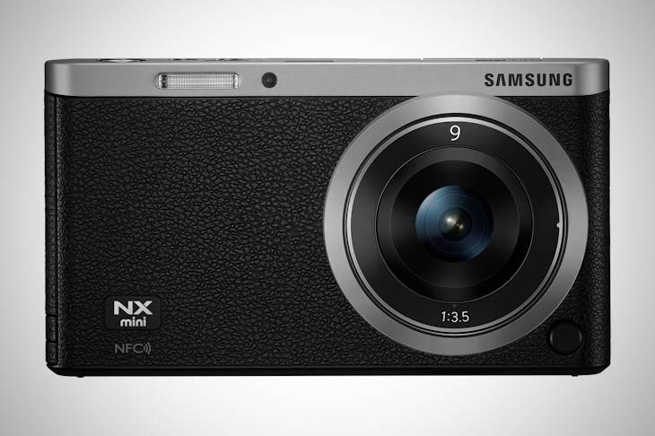 Фотокамера Samsung NX Mini