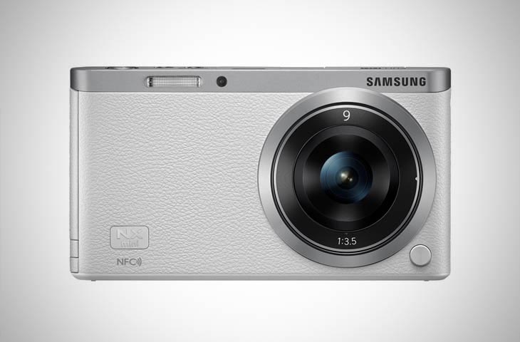 Фотокамера Samsung NX Mini