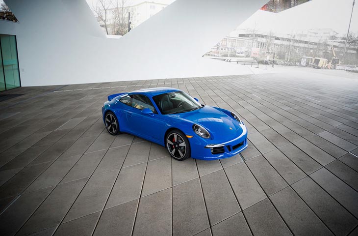 Porsche GTS Club Coupe