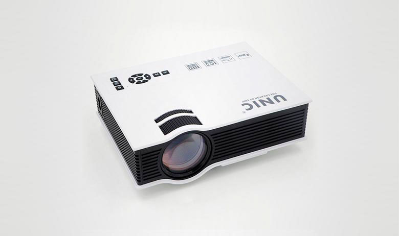 Цифровой проектор Unic UC40